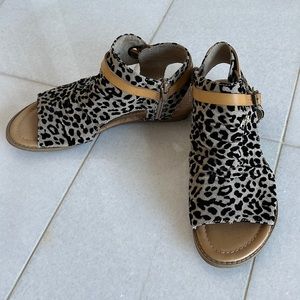 Leopard print blowfish sandals